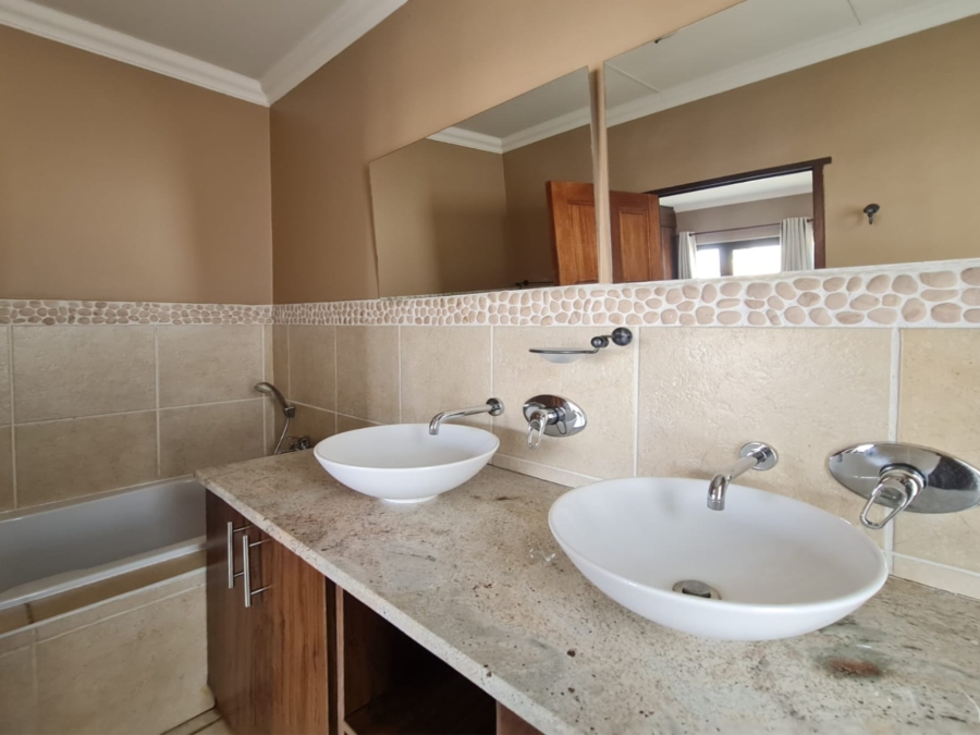 2 Bedroom Property for Sale in Melodie North West